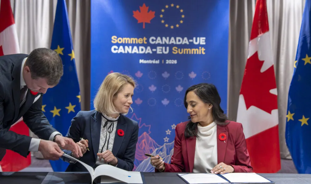 EU foreign policy chief Kaja Kallas signs the EU-Canada Host Country Agreement with Canadian Foreign Affairs Minister Anita Anand in Montreal on Oct. 29, 2026.