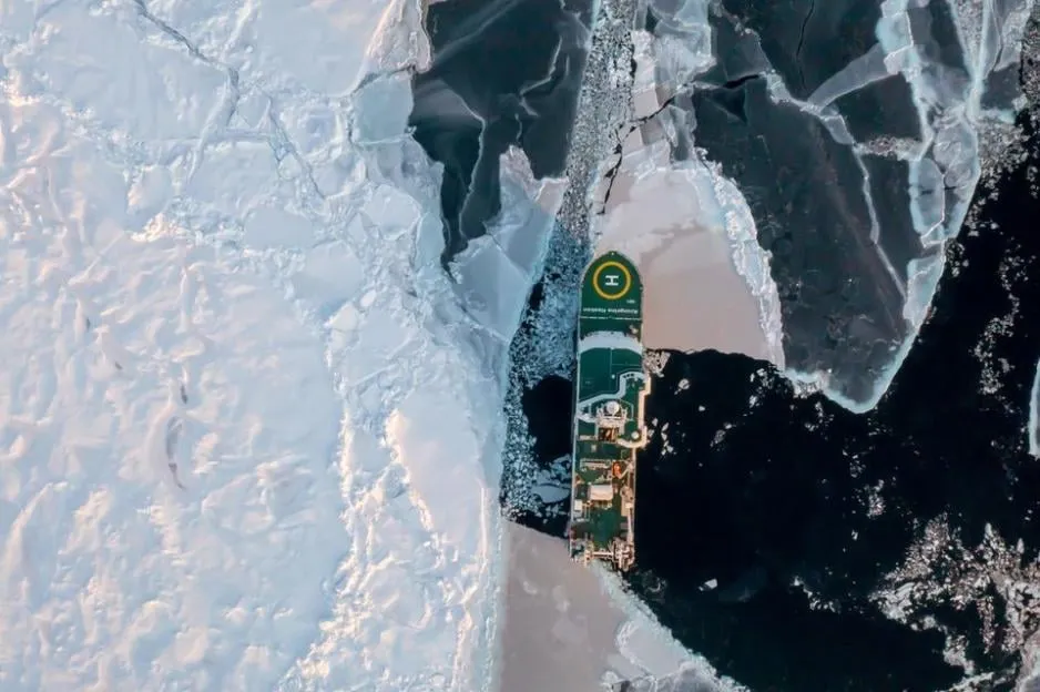 Greek billionaire’s fleet quietly transported €2.35bn of Arctic gas from Russia to Europe this year