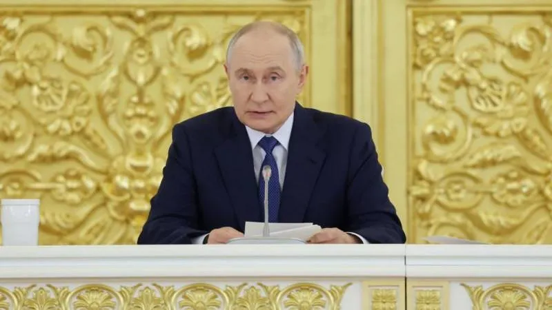 President urges bolstering Russia's sovereignty to withstand Western and Ukrainian threats