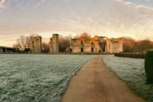 200 volunteers, an original soundtrack and the castle of Henri de La Rochejaquelein… “The Oath of La Durbelière” brings eight centuries of history back to life