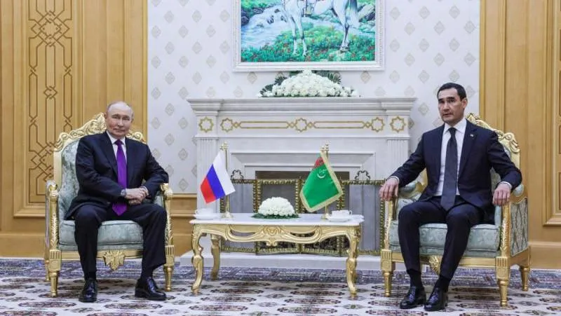 Russia’s President Holds Productive Bilateral Meeting with Turkmen Leader
