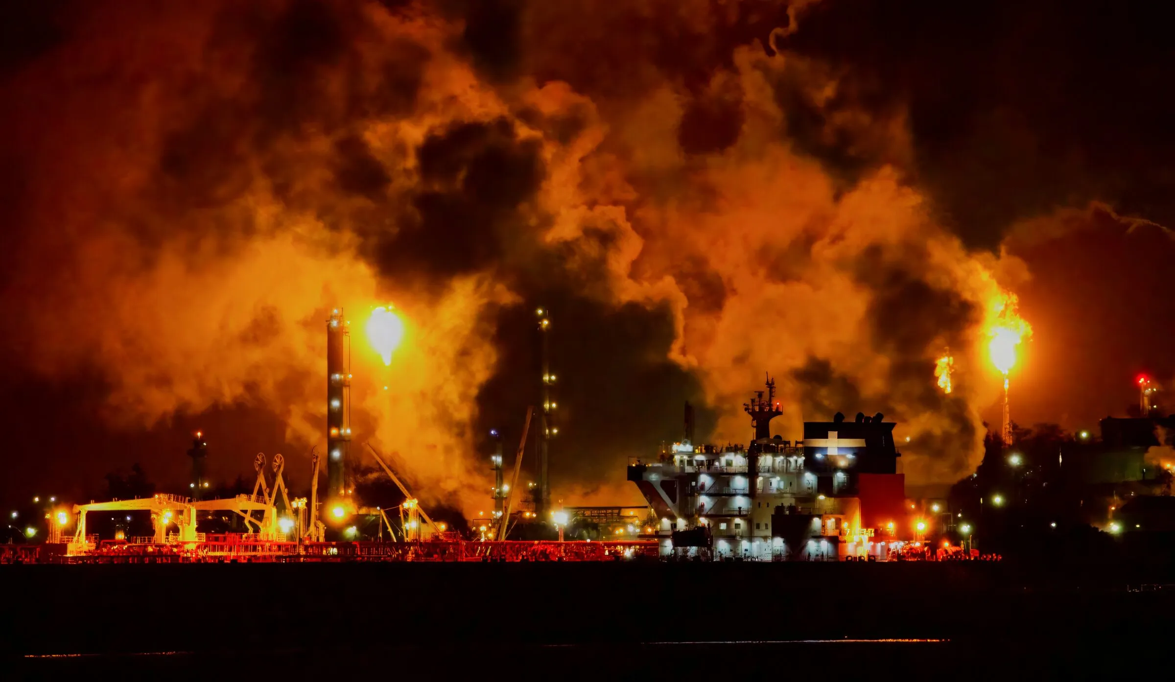 US civil groups urge EU not to bow to pressure, defend methane rules