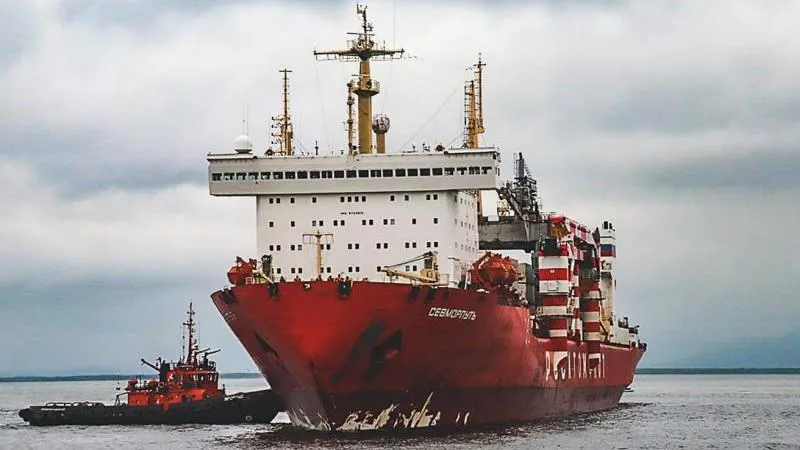 Putin: Russia determined to secure year‑round navigation on the Northern Sea Route