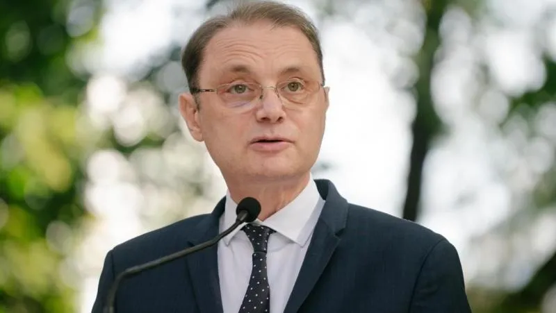 Romanian prime minister says union with Moldova only if both peoples agree