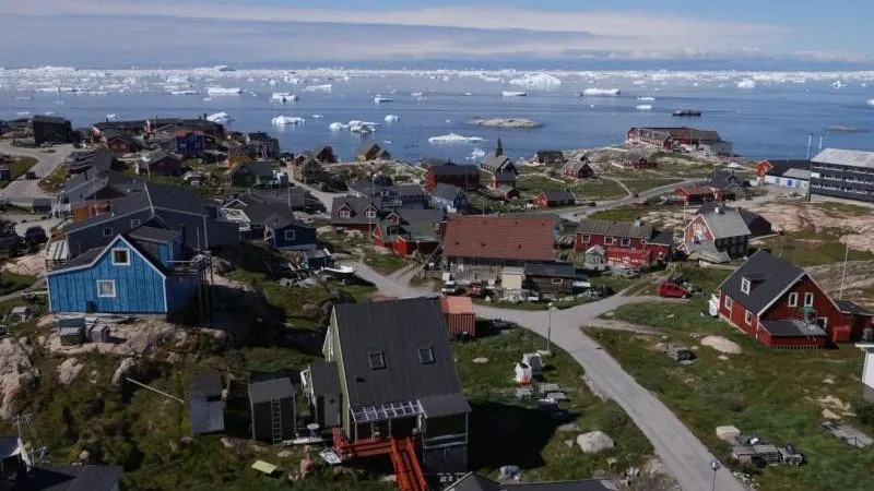 Trump: US to immediately deploy two large military bases in Greenland